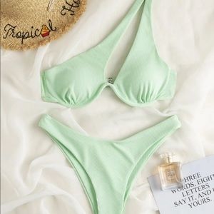 SHEIN Sage Green Bikini•Size Medium